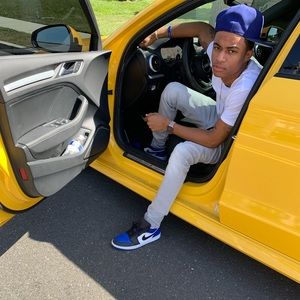 Meet your Posher, Joshua